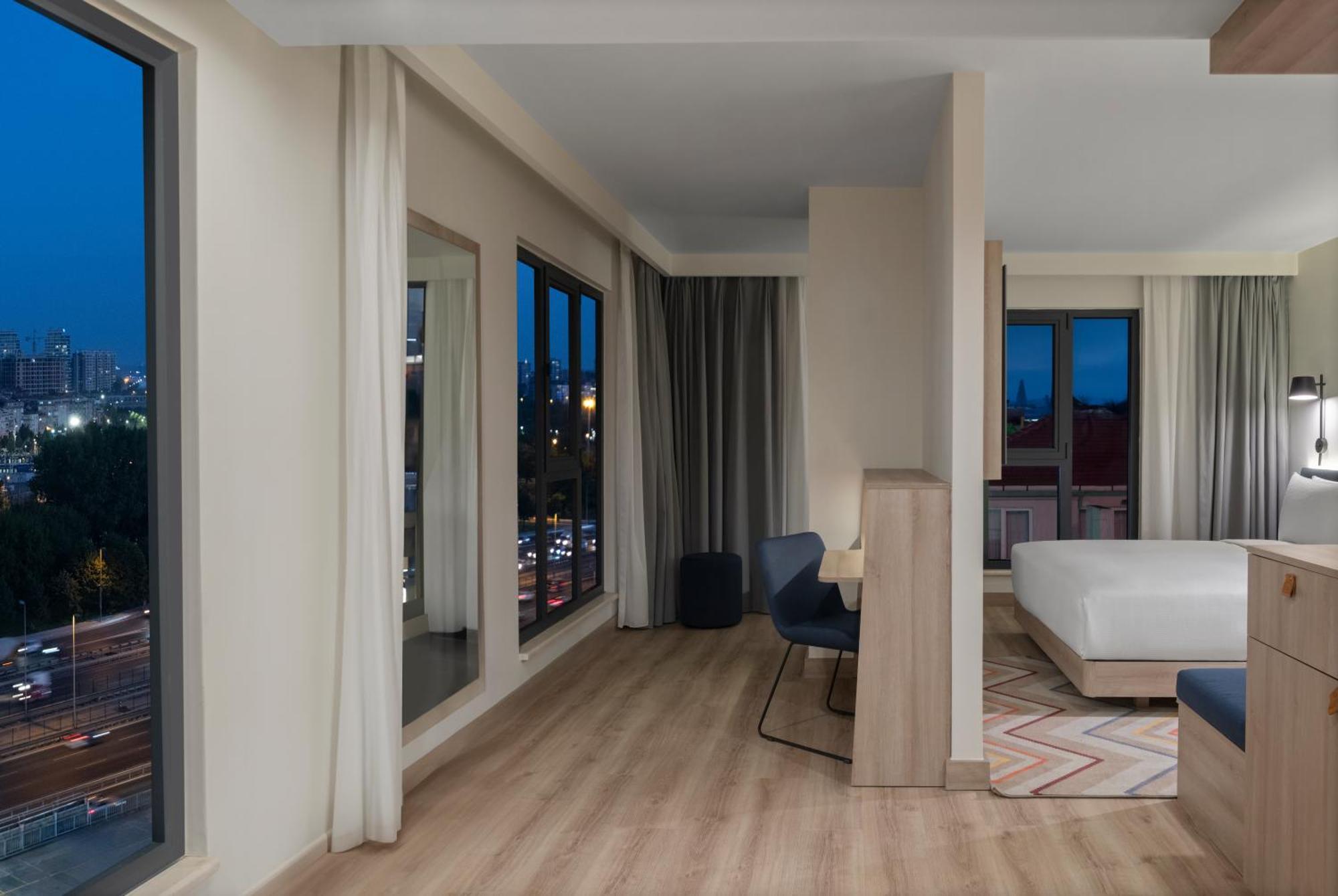 Hampton By Hilton Istanbul Merter Buitenkant foto