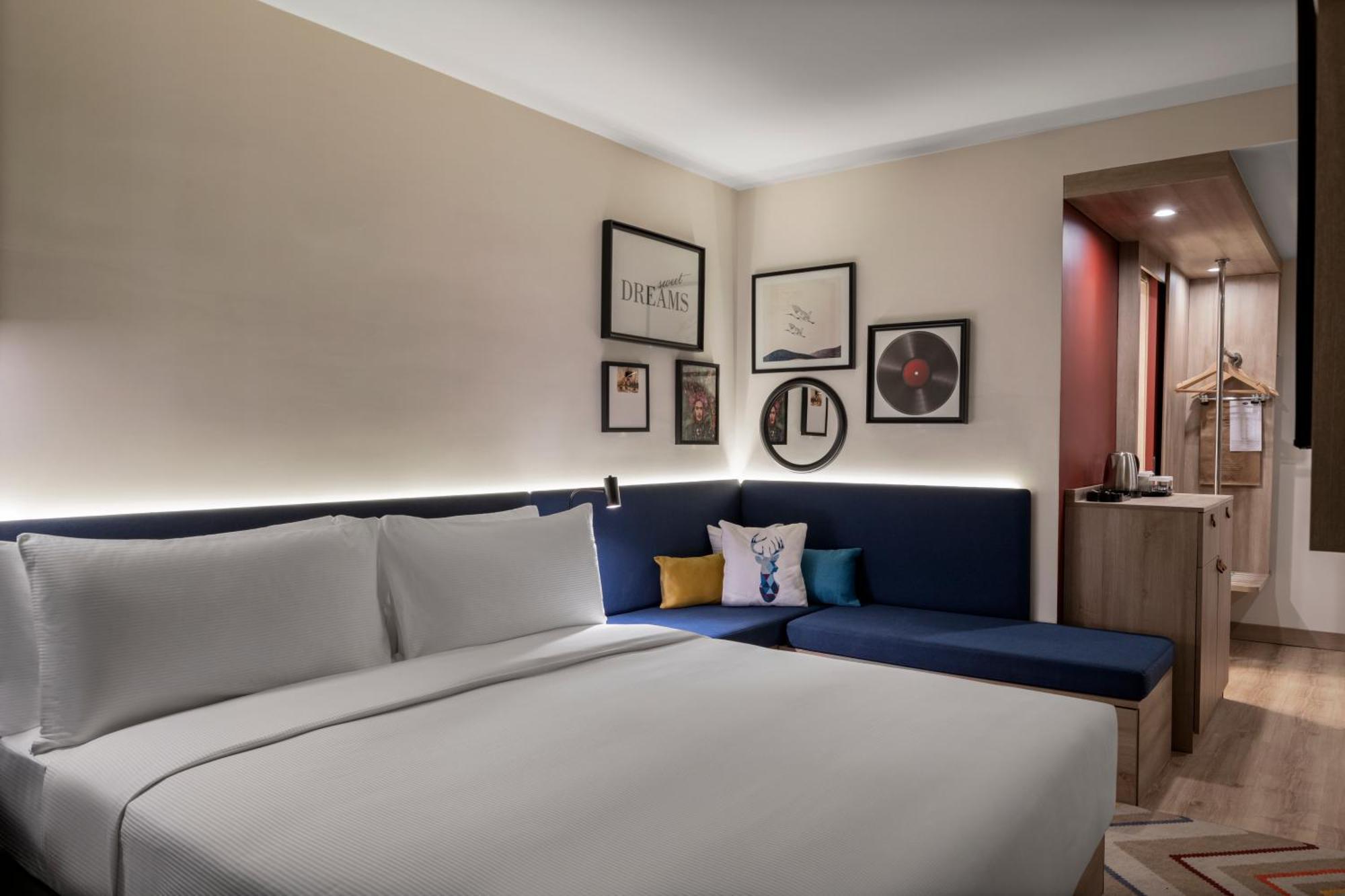 Hampton By Hilton Istanbul Merter Buitenkant foto